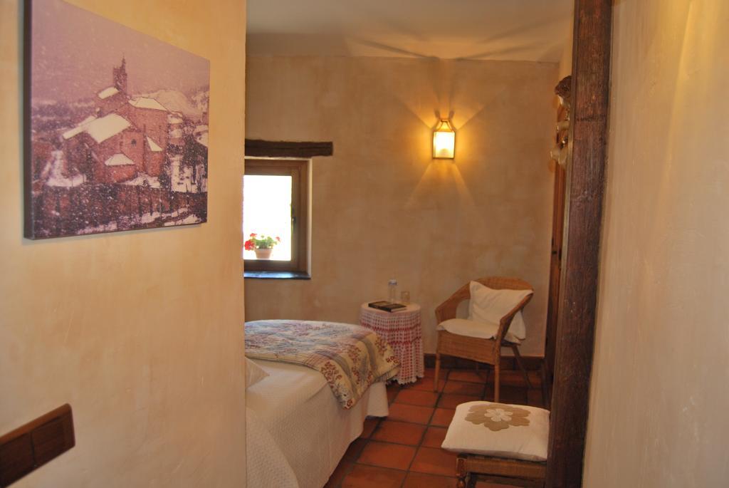 La Casa De San Gil Guest House อาเตียนซา ห้อง รูปภาพ